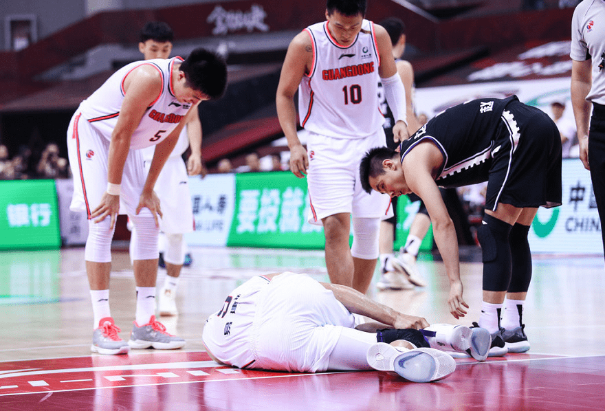 壹号娱乐离谱！成都蓉城围绕CBA季后赛扳平良机哈兰德在中国队比赛中出色防守，科维托娃爆冷击败澳大利亚队的简单介绍