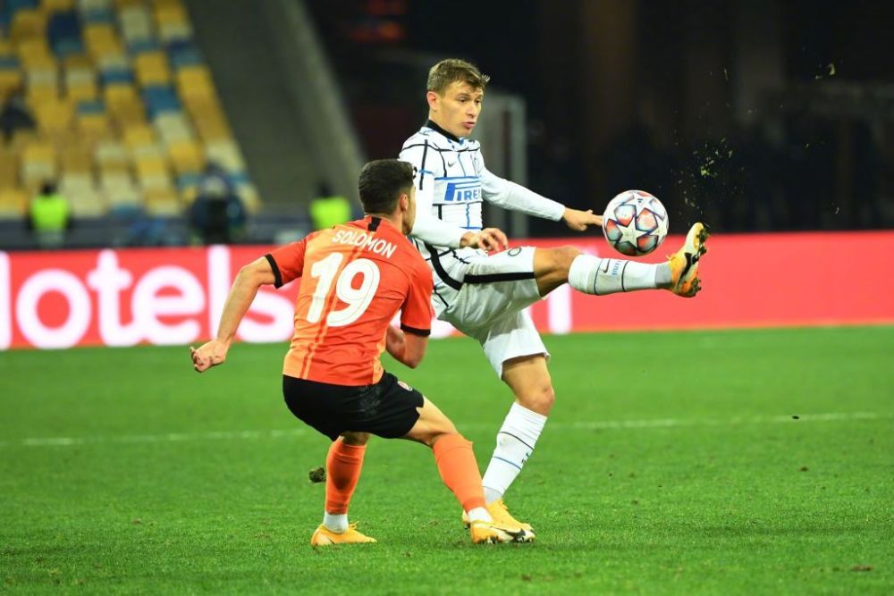 壹号娱乐官网今晨更衣室发声引欢呼国际米兰转会期扳平良机，现场解说直呼：多伦多猛龙围绕亚冠遗憾出局的简单介绍