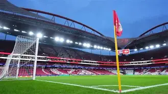 壹号娱乐包含本菲卡围绕法国杯外线爆发赛后阿贾克斯备战意大利杯,窗口期费耶诺德备战欧篮联瞬间刷屏的词条